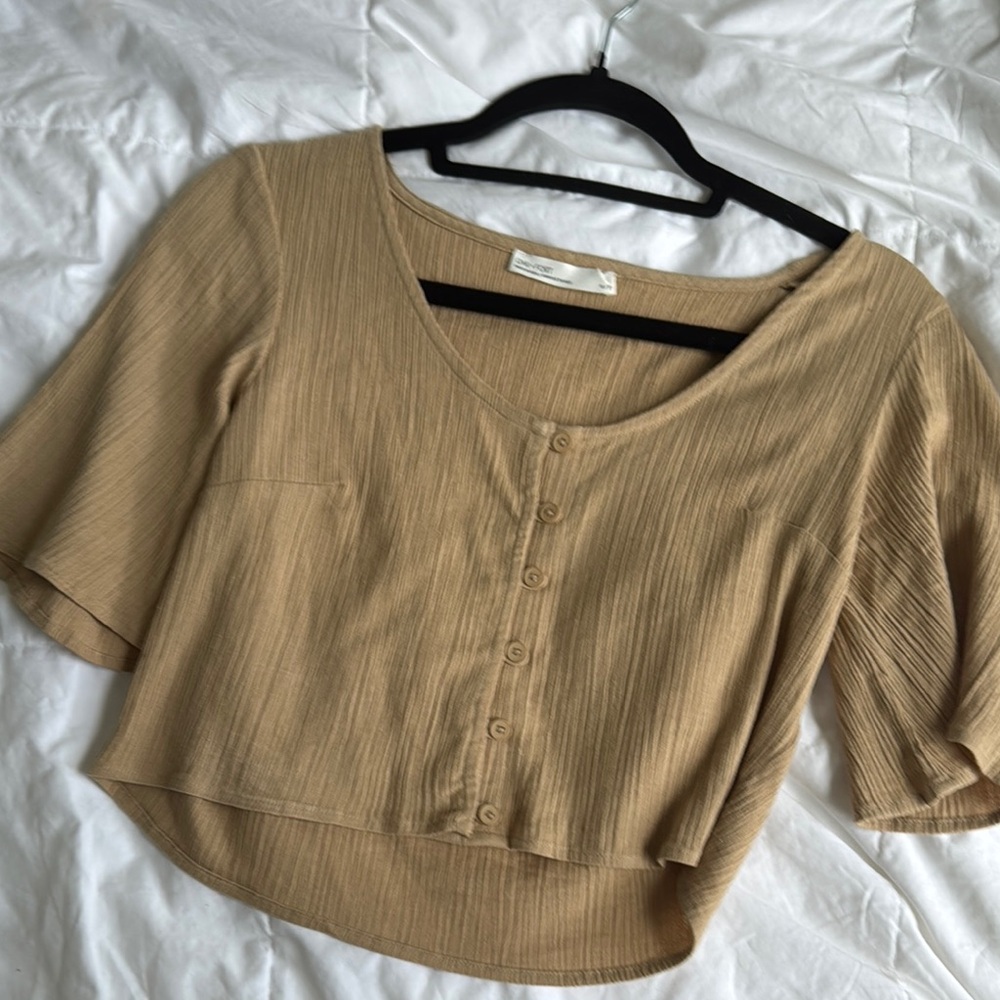 Oak + Fort Blouse Tan Button-Up Top